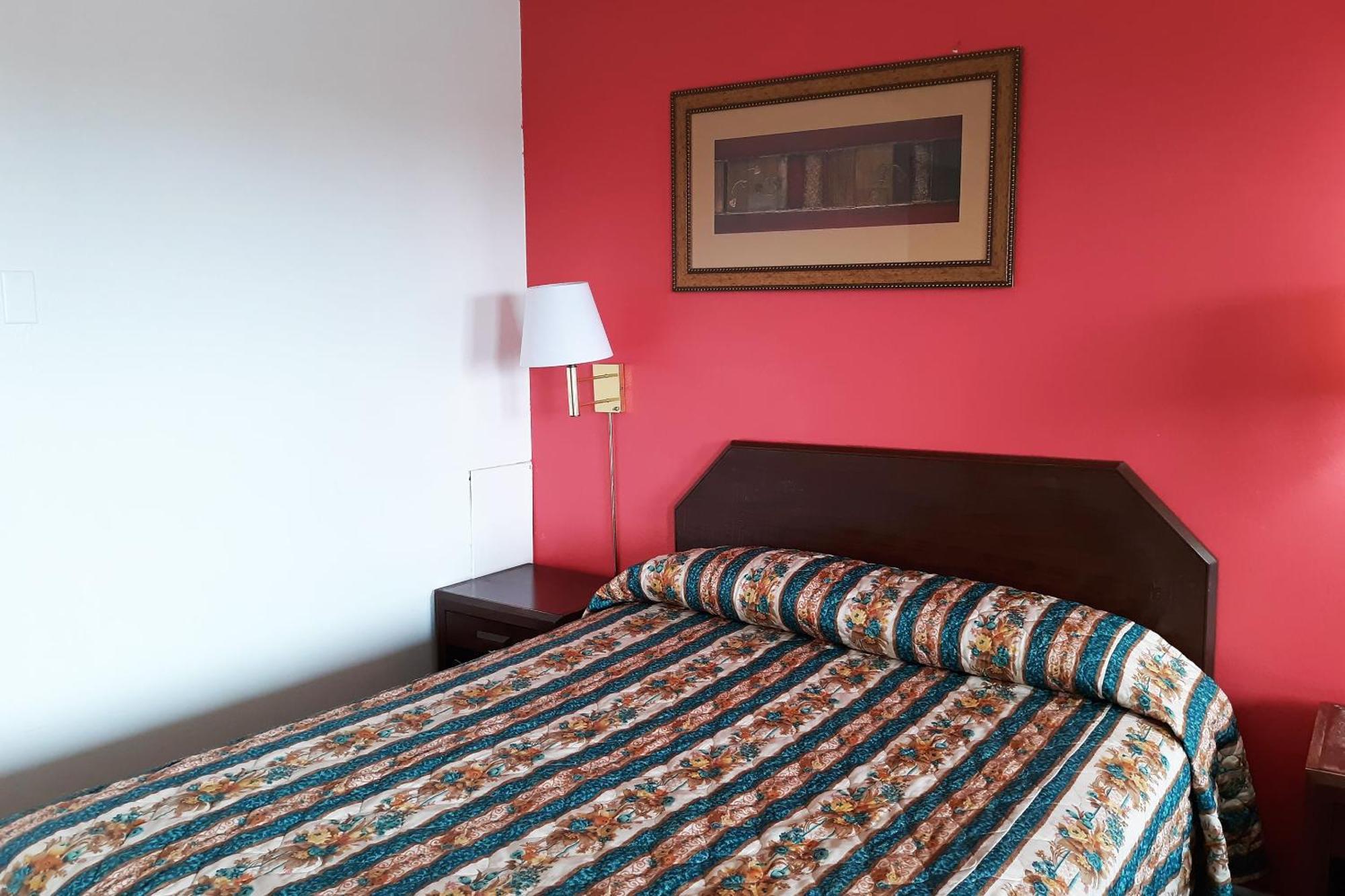 Oyo Hotel Kings At Кловіс Екстер'єр фото